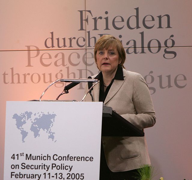 Файл:Msc 2005-Saturday, 09.00 -11.00-027 Konferenz Moerk.jpg