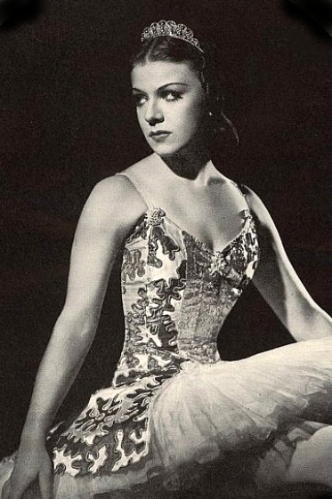 Файл:MarinaSvetlova1.jpg