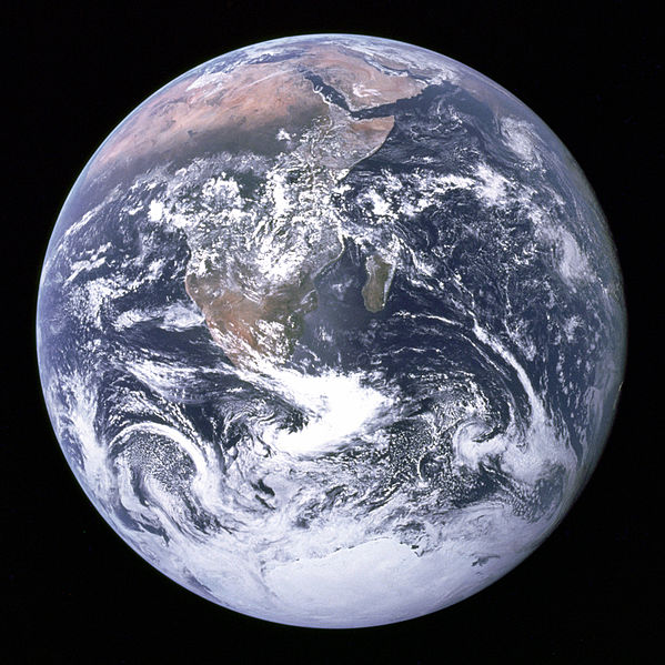Файл:The Earth seen from Apollo 17.jpg