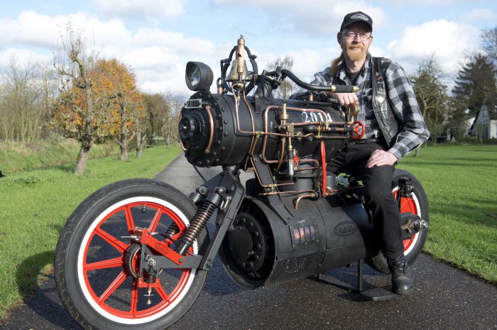 Файл:Steampunk-125.jpg