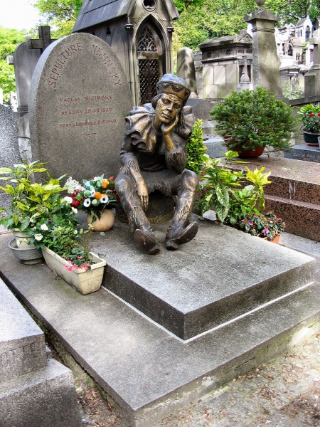Файл:Vaslav Nijinsky tombstone.jpg