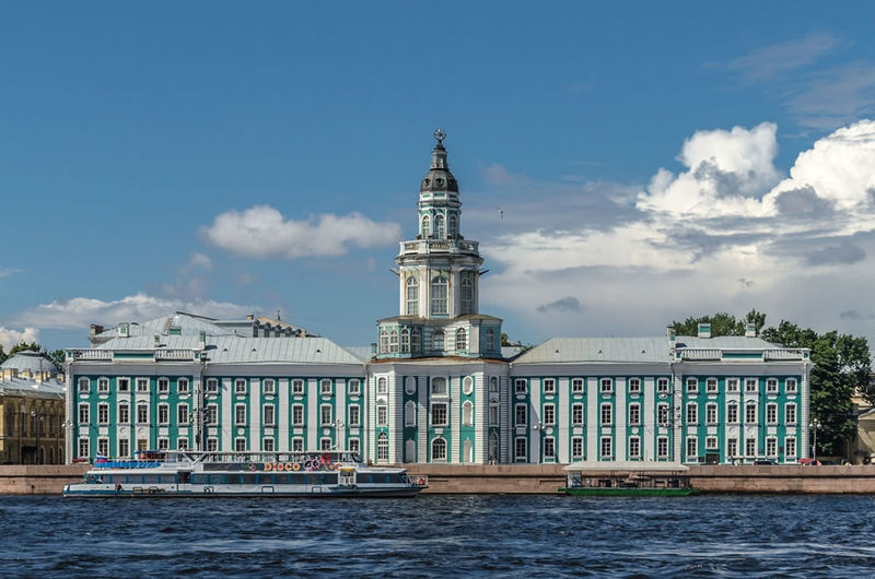 Файл:Kunstkamera.jpg