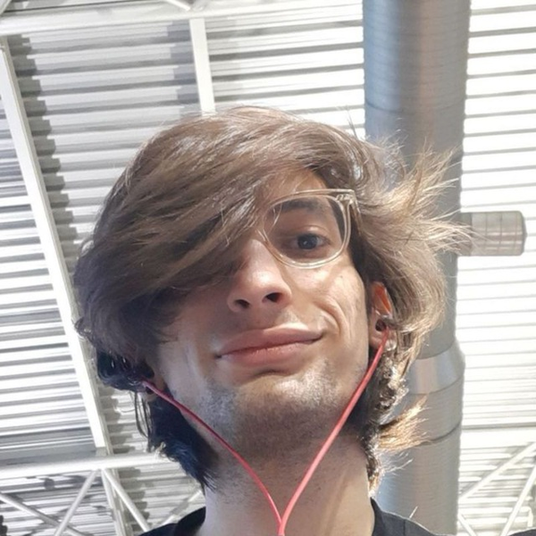 Файл:Amir Sarabadani - 2020.png