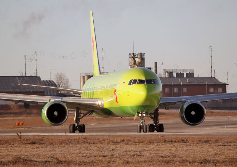 Файл:S7-boeing-767-300.jpg